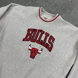 VTG Chicago Bulls Crewneck Sweatshirt Men's XL Gray Pullover Legends Athletic
